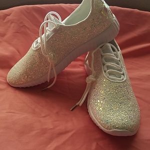 White glitter sneakers never worn size 8.5